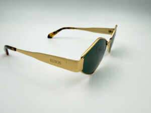 Alternative view of Lunette