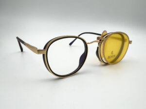 Alternative view of Lunette